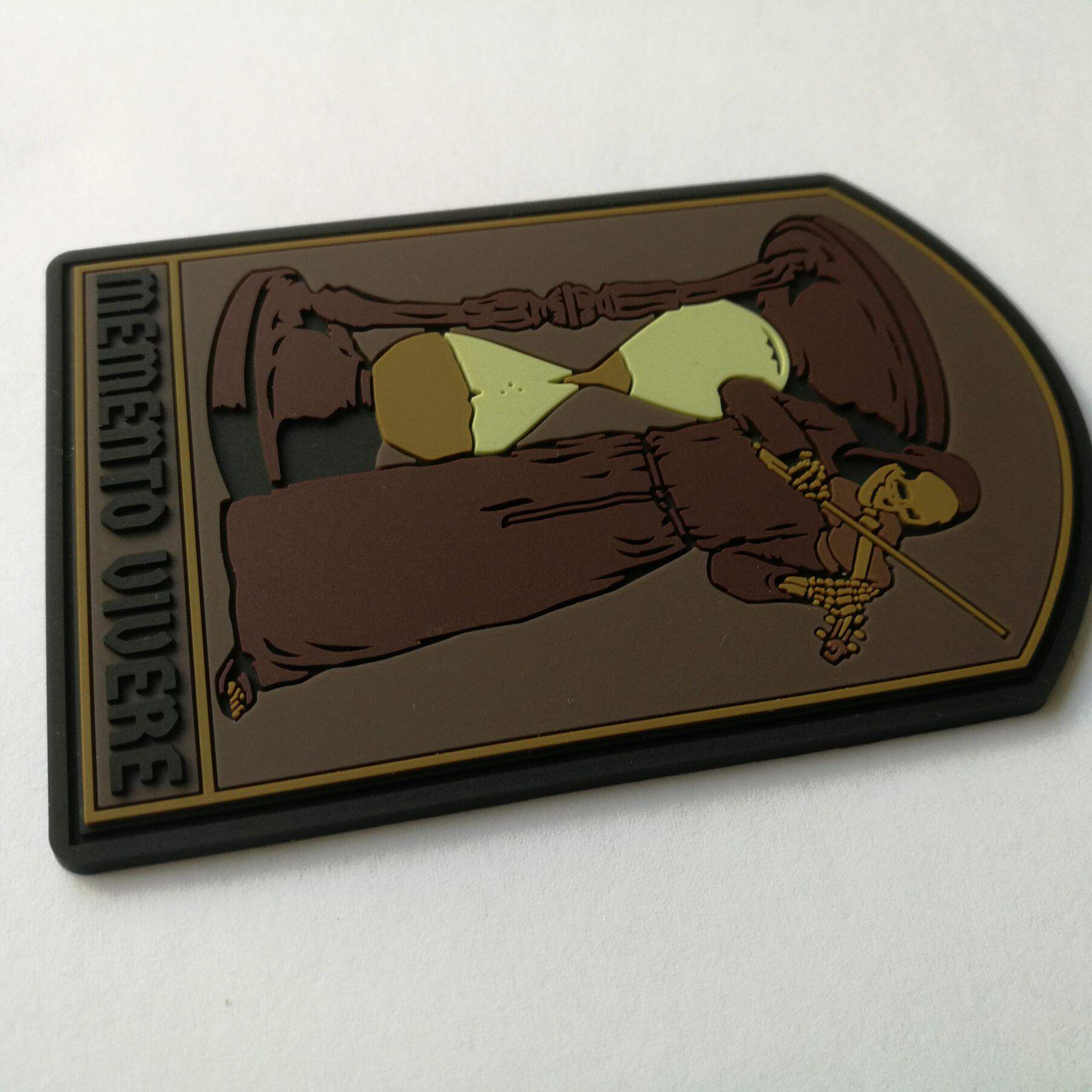 Memento Vivere PVC Patch - Hoodlums & Brigands